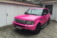 Jeep in pink car wrapping
